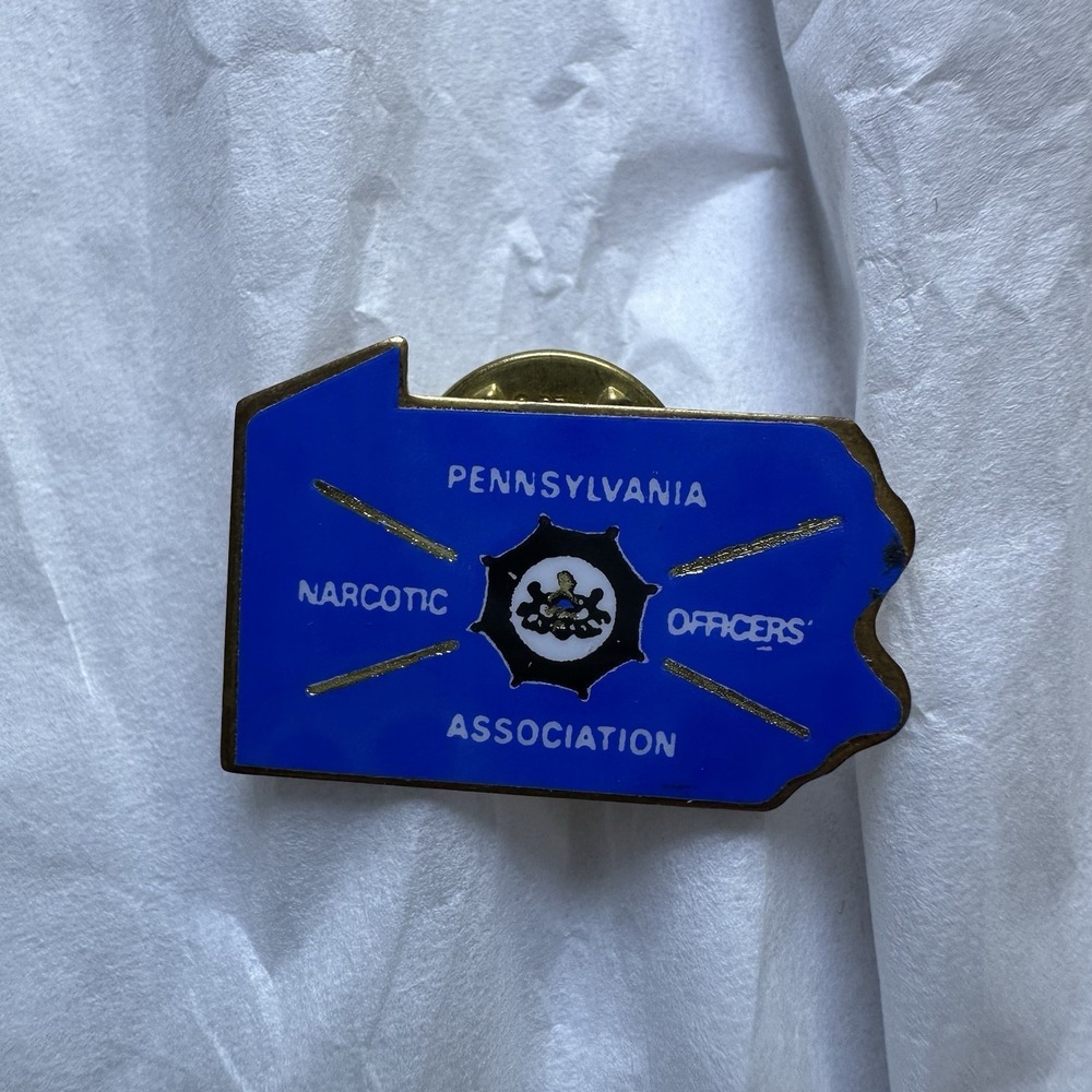 Vintage Pennsylvania Narcotic Officers Association Blue Gold Tone Pin Obsolete